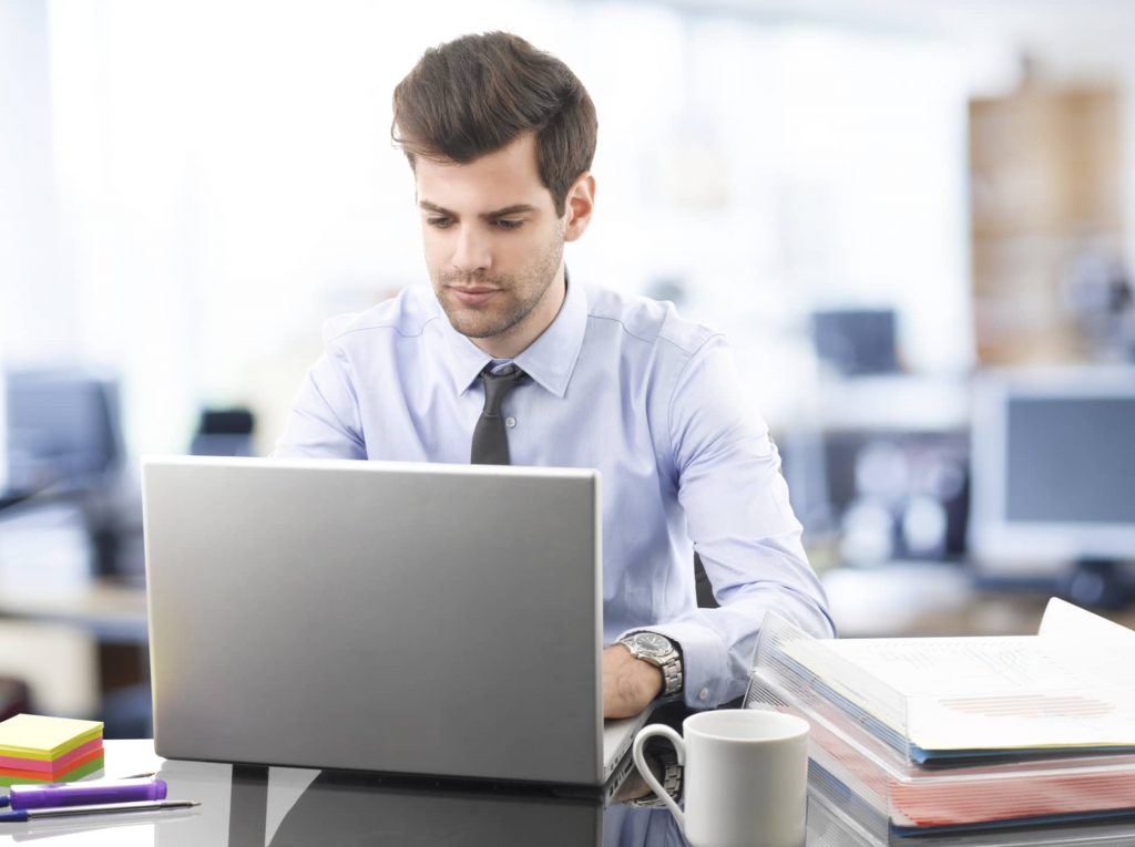 Hai appena cominciato un nuovo lavoro? Ecco 10 errori da non fare
