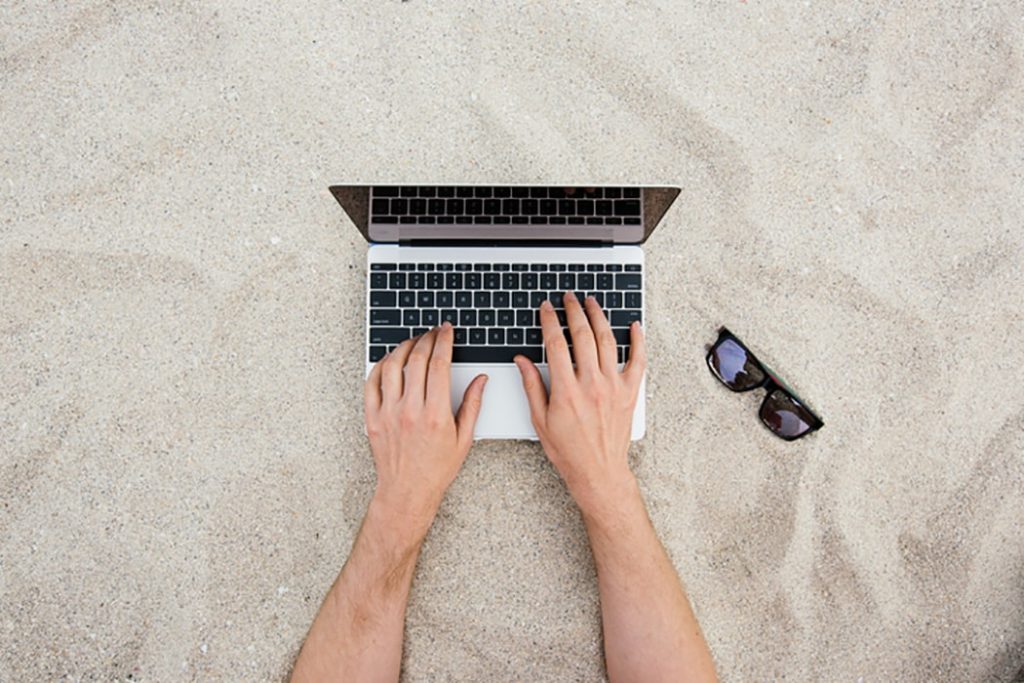 6 consigli per lavorare al meglio durante il periodo estivo