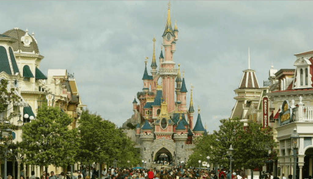 Costruisci il futuro: ecco la lezione del grande Walt Disney