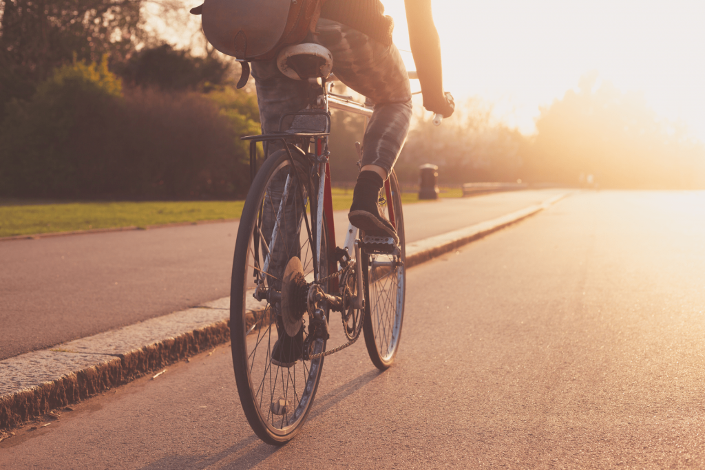 Passione e sostenibilità: perché scegliere la bici a scatto fisso