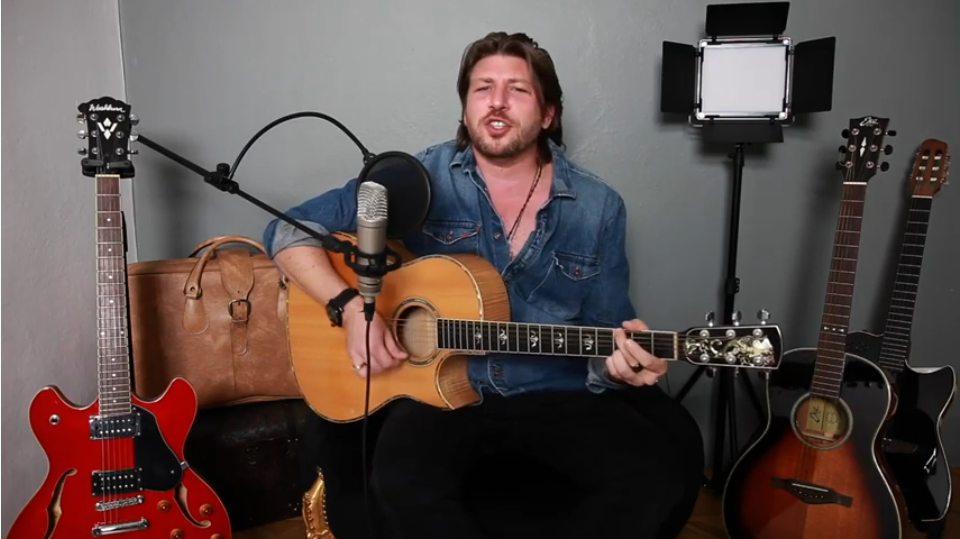 Note d’Italia – Sicilia: Daniele Stefani canta Battiato e Trovato