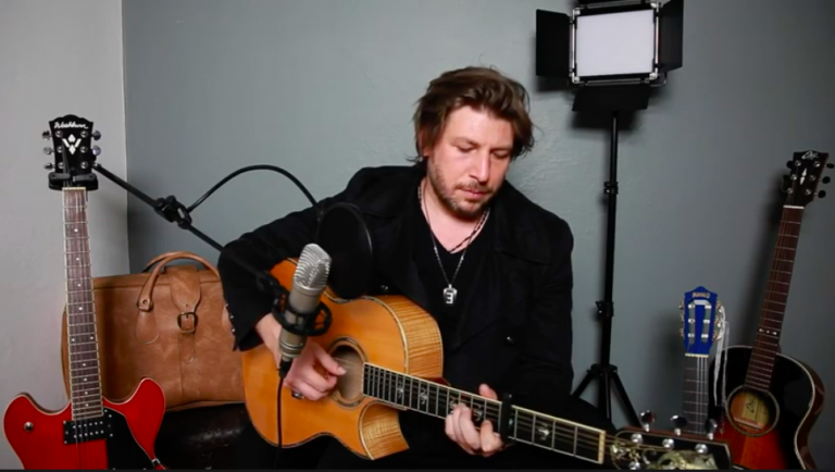 Immagine principale di: Note d'Italia - Friuli Venezia Giulia: Daniele Stefani canta Endrigo ed Eli