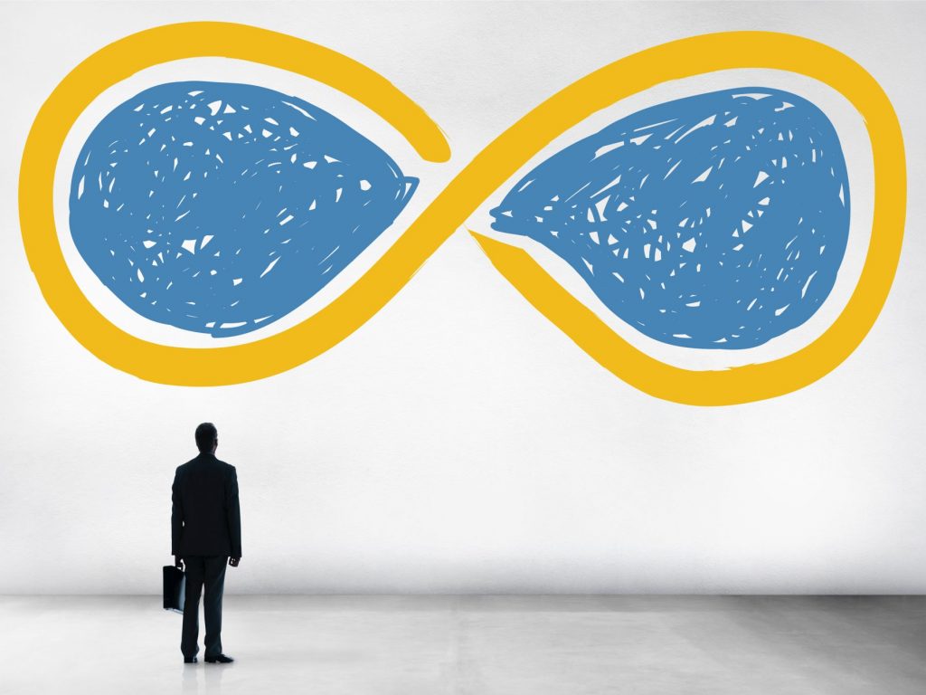 Il gioco infinito nel tempo finito