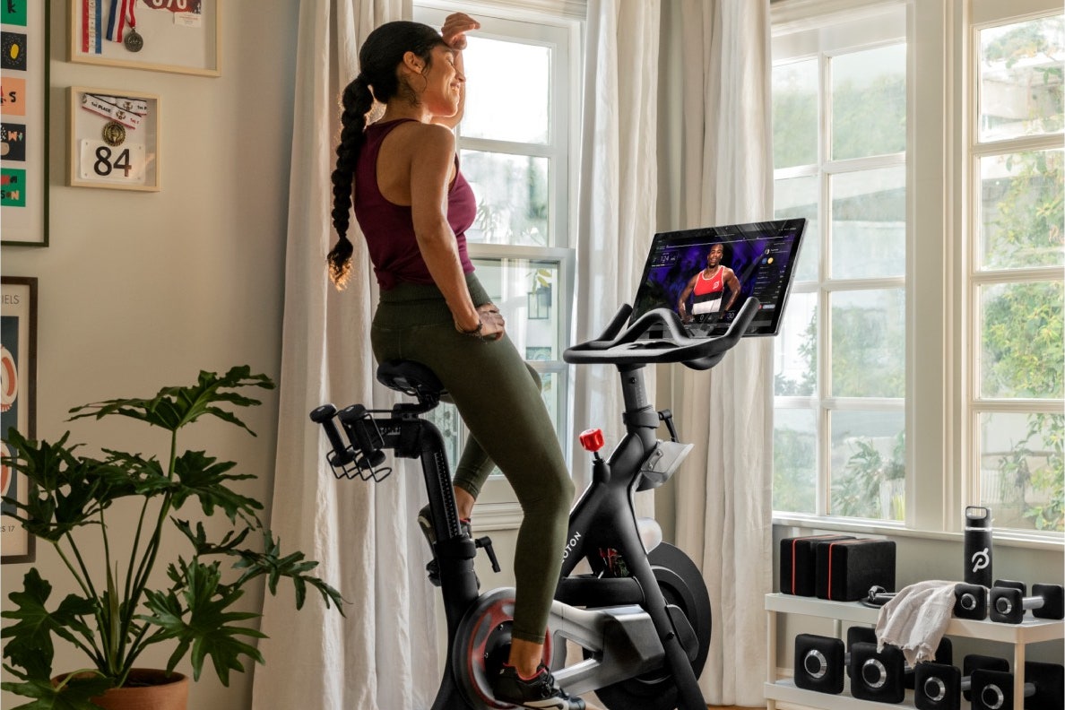 Immagine principale di: Peloton, Apple Fitness + e le altre: il boom del fitness in streaming