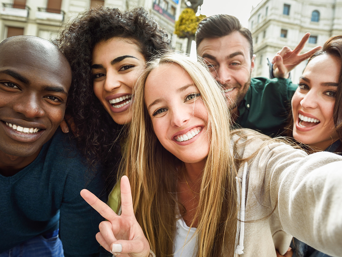 Immagine principale di: World Happiness Report, quali sono i paesi più felici del mondo (e perché