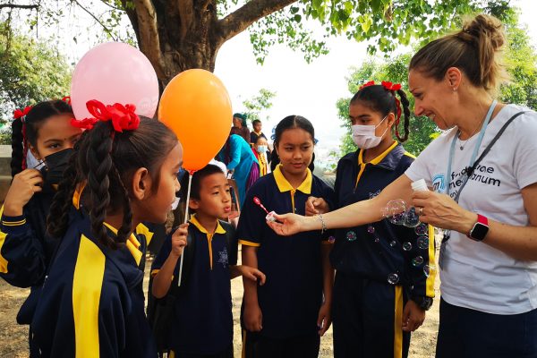Rumore di battiti nel cuore Nepal: diario di una Missione